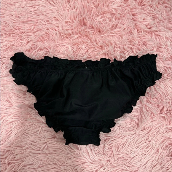 POUR MOI
Free Spirit Frill Brief Black  ( swimwear )
SZ : 8  $26 - Picture 4 of 11